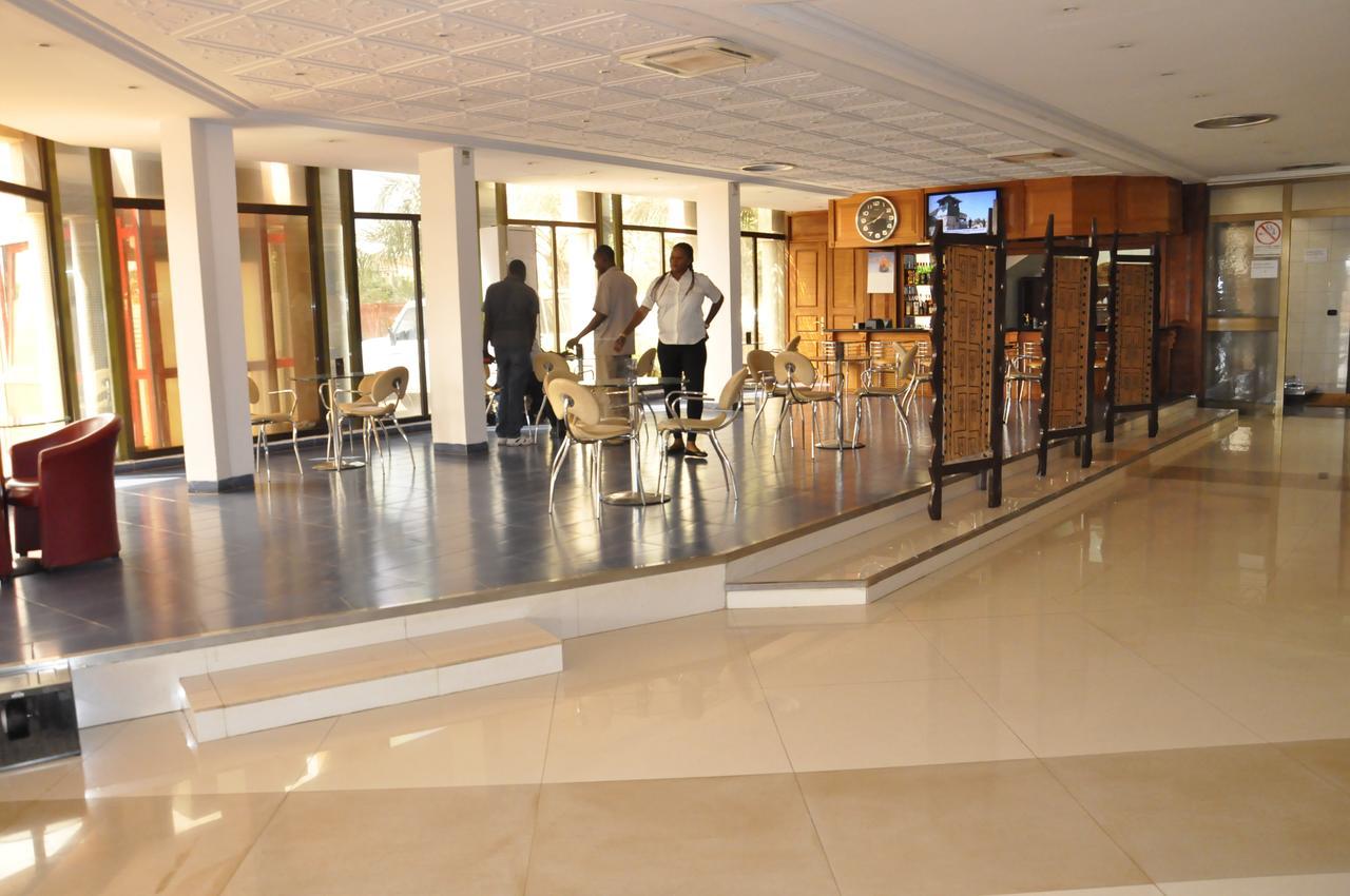 Palace Hotel Ouagadougou Exterior photo